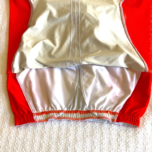 4/$25 Nike Top - Picture 4 of 5